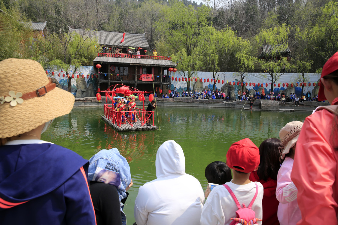 池瑤張若塵最新小說