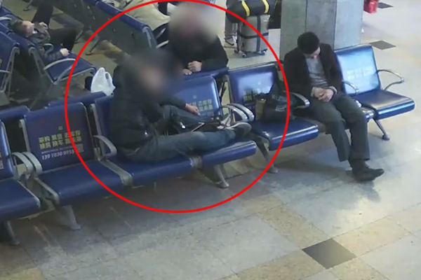 抓緊我放棄我小說