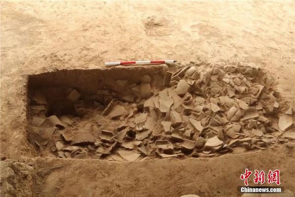 穿書(shū)女配只想當(dāng)咸魚(yú)漫畫(huà)