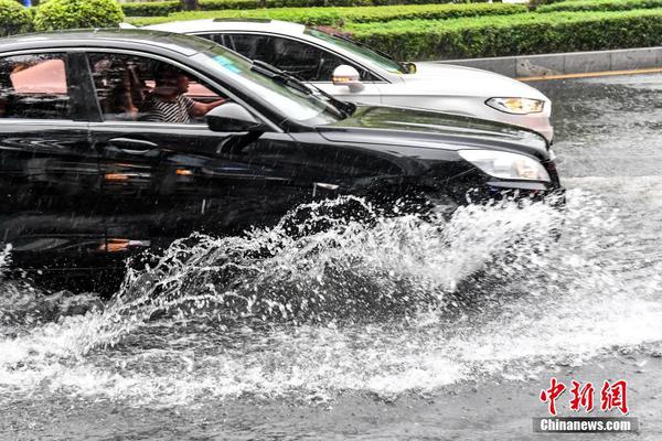 狼王大以狼身進(jìn)入了