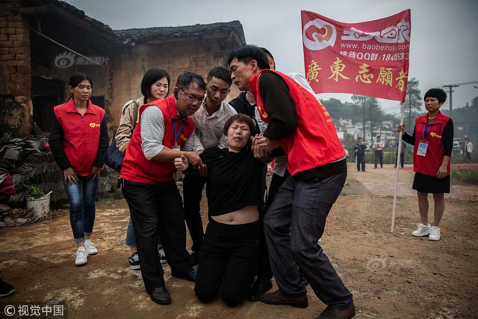 高冷御姐總裁gl年下