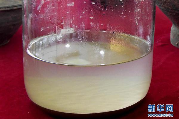 小妖精含牢了我喂飽你