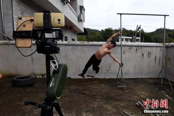 四神集團(tuán)老婆跟我回家