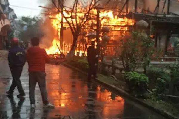 穿越民國泡盡美人