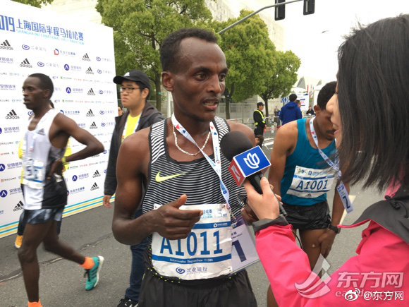 混亂小鎮(zhèn)墨池硯火車