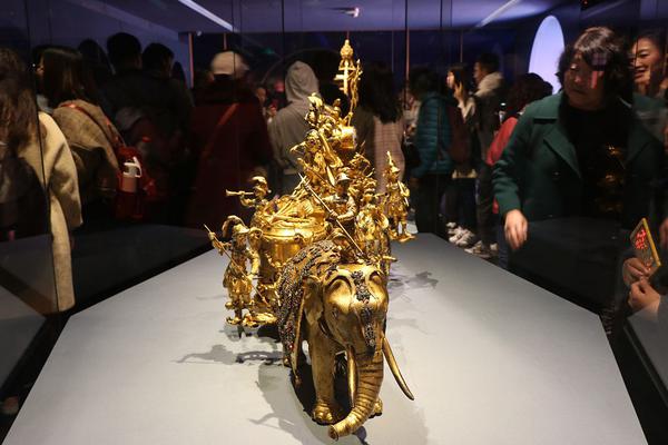 《深情眼》李靳嶼