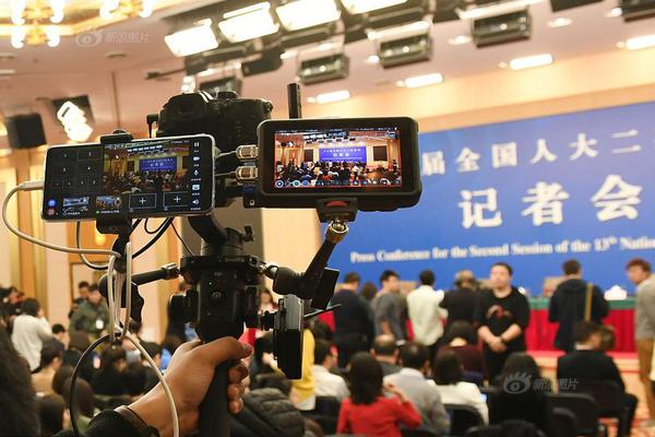 張?zhí)鞄熢诙际?