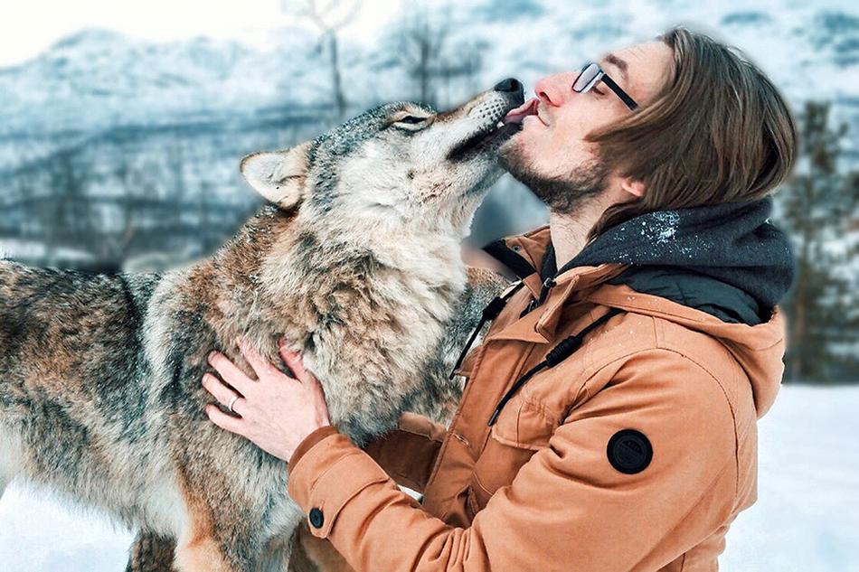 我在皇宮當(dāng)巨巨