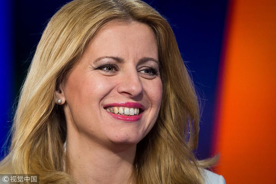 名媛千金養(yǎng)成手冊(cè)